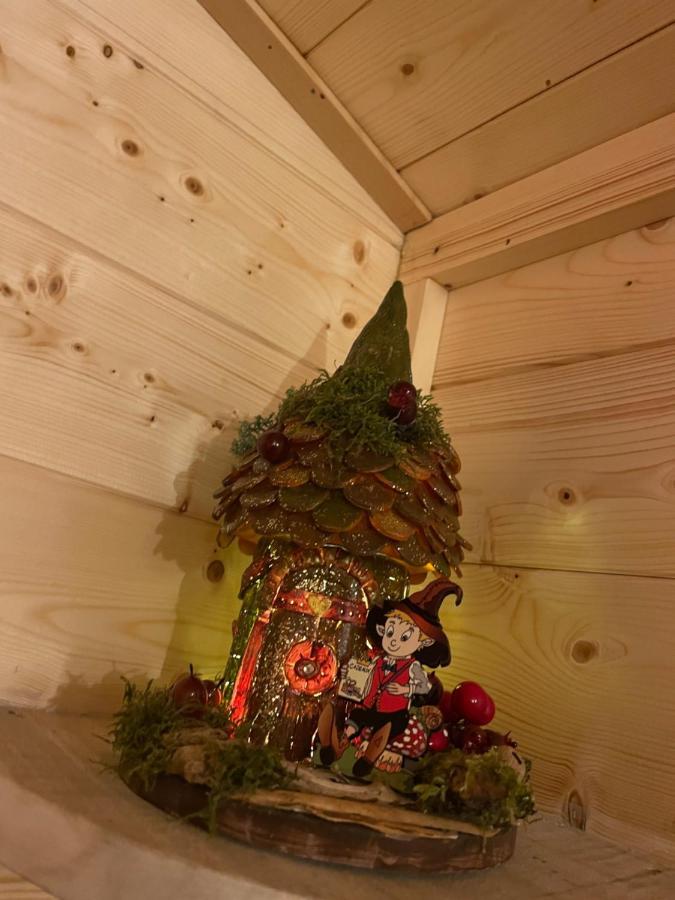 La Rouloulotte Hotel Durbuy Buitenkant foto
